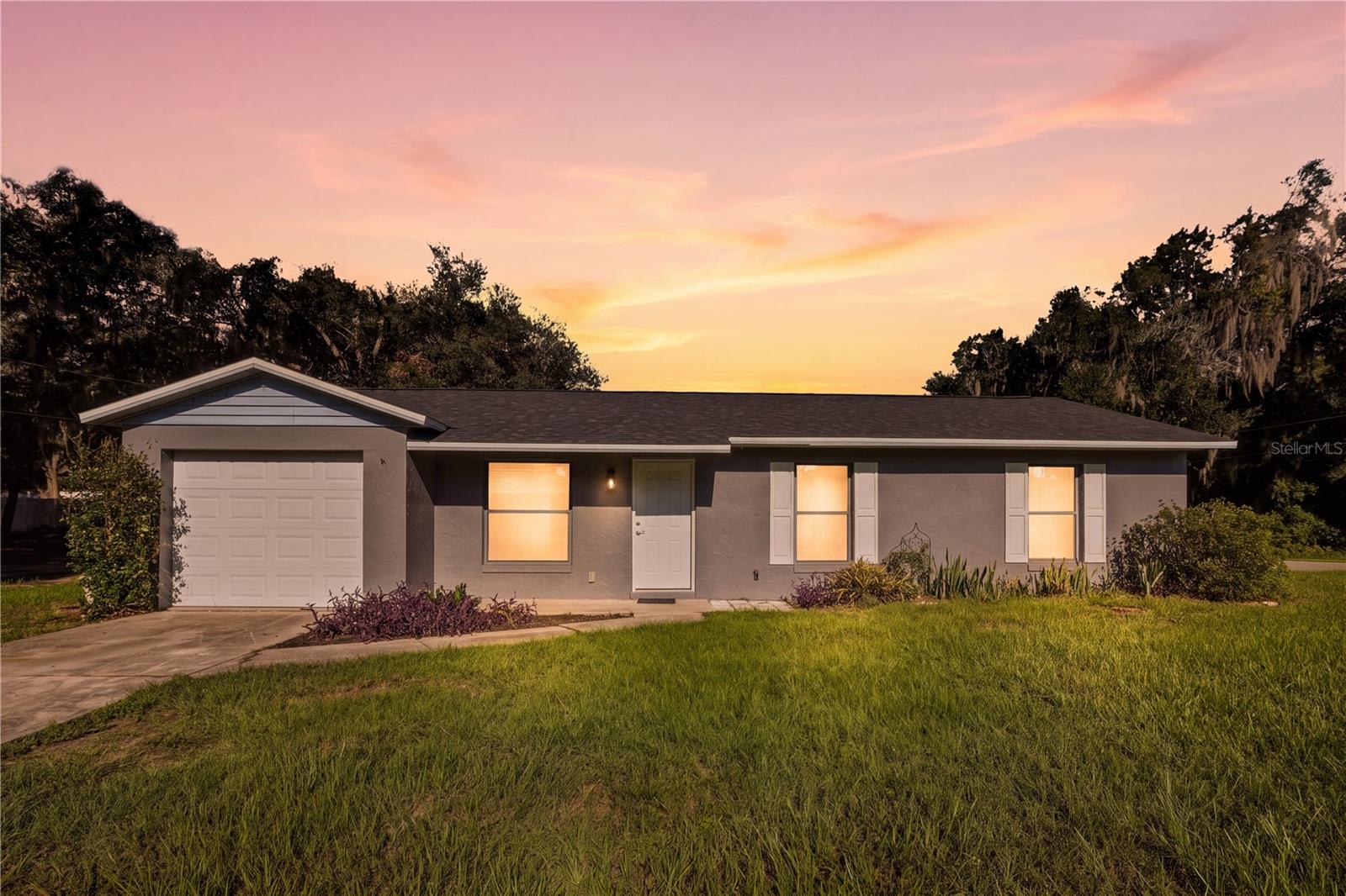 11720 129th, Ocklawaha, FL 32179