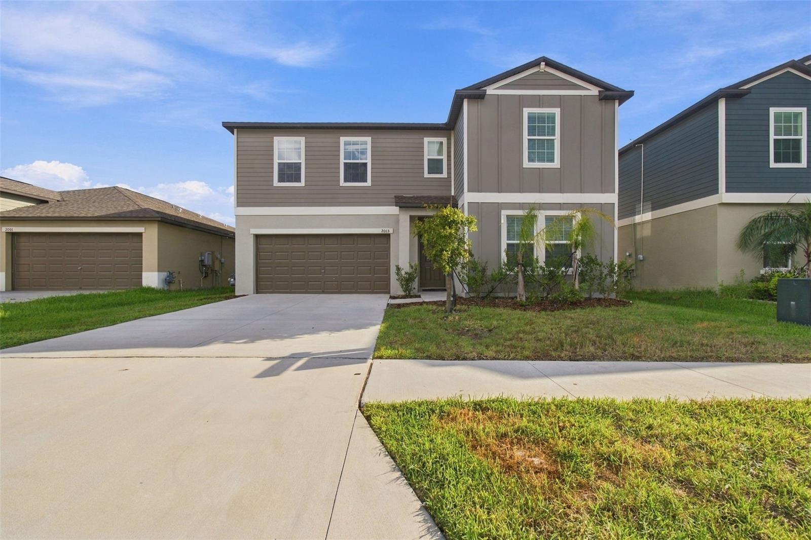 2013 Lanier, Zephyrhills, FL 33541