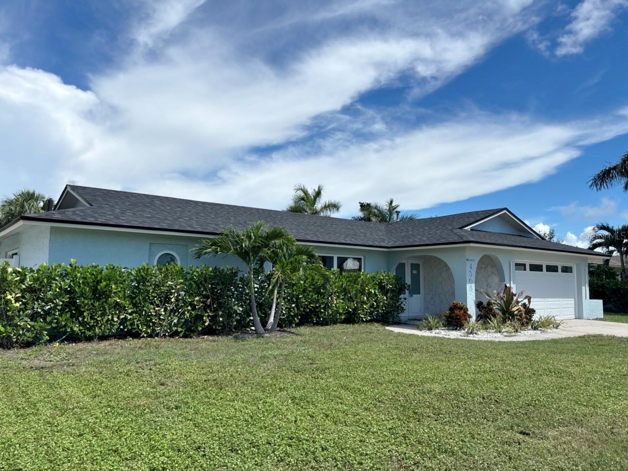 4568 40th, St Petersburg, FL 33711