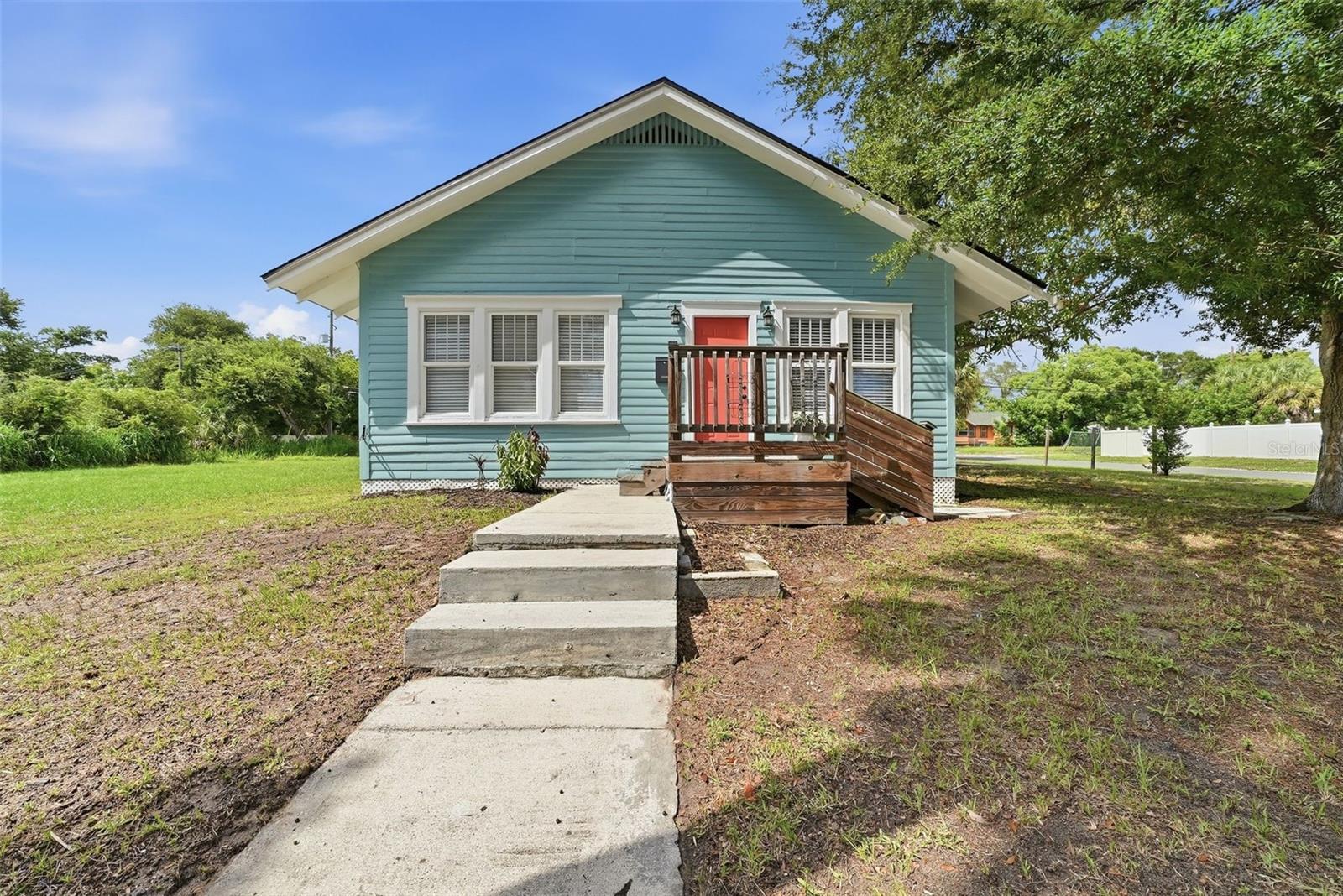 4105 18th, St Petersburg, FL 33711