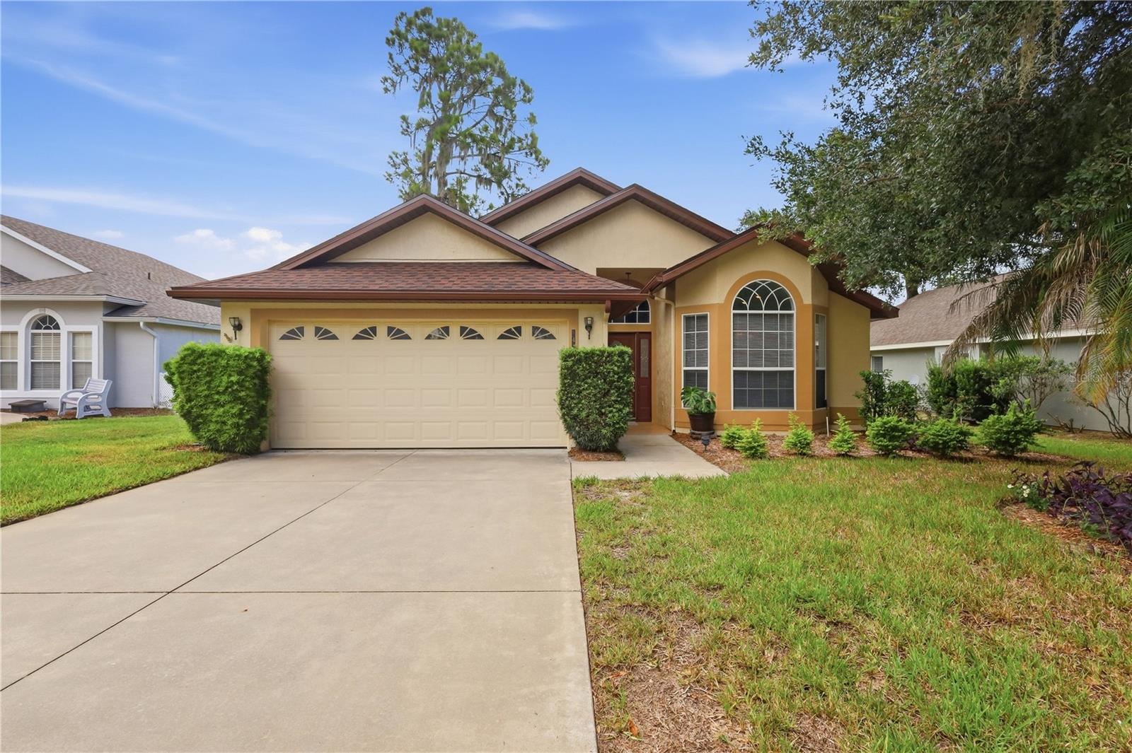 941 Vindale, Tavares, FL 32778