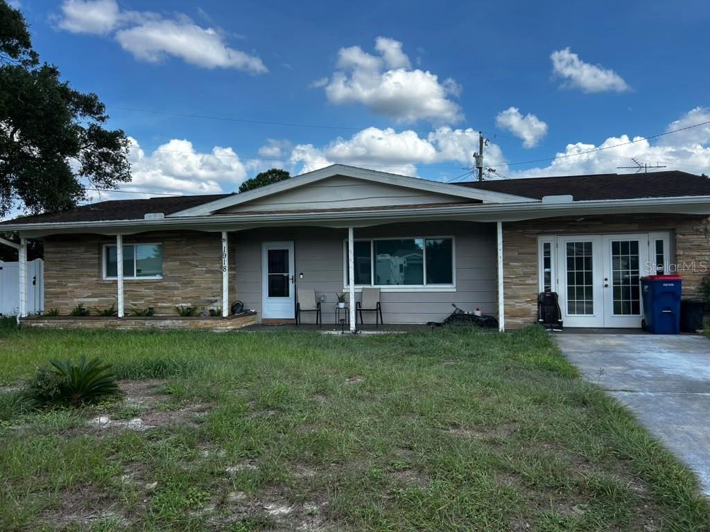 1918 Villa Rosa, Holiday, FL 34690