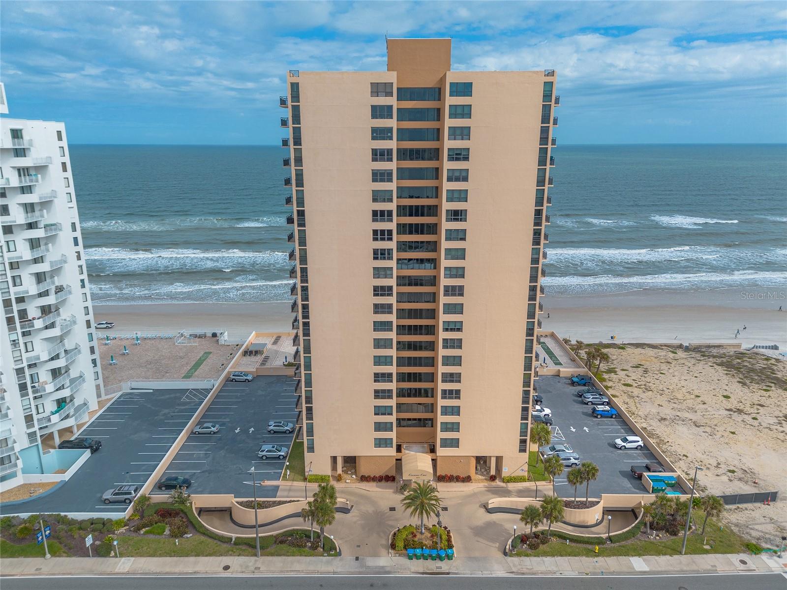 3051 Atlantic Unit J060, Daytona Beach Shores, FL 32118