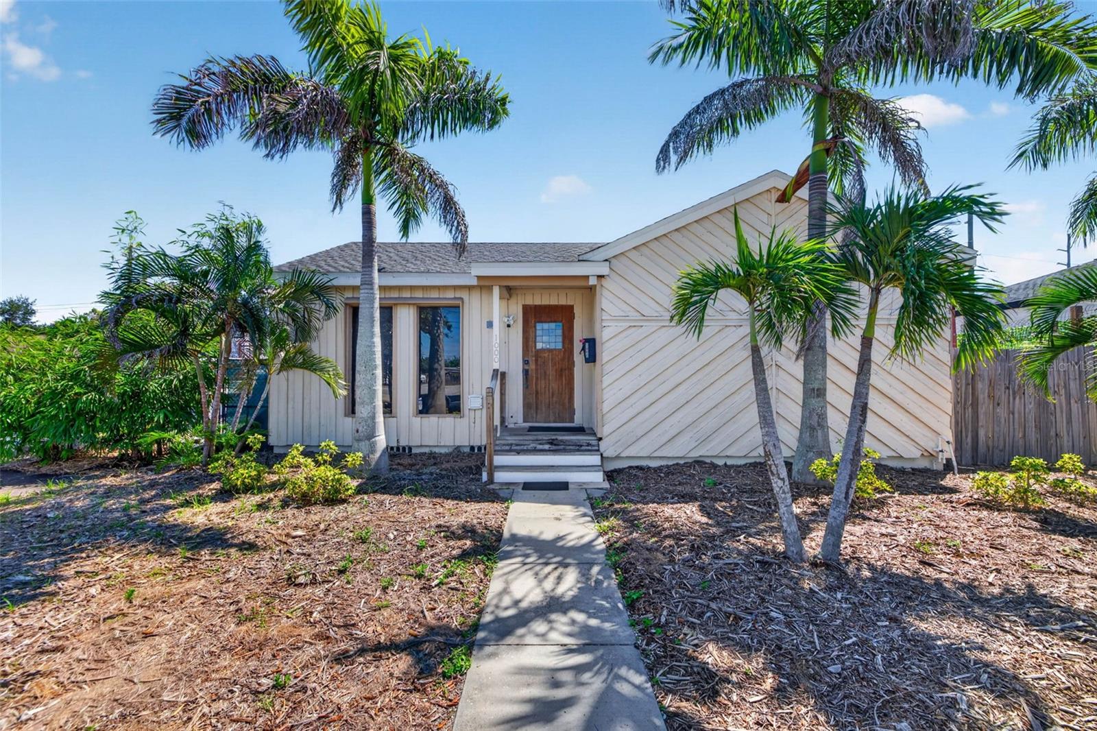 1000 49th, St Petersburg, FL 33707