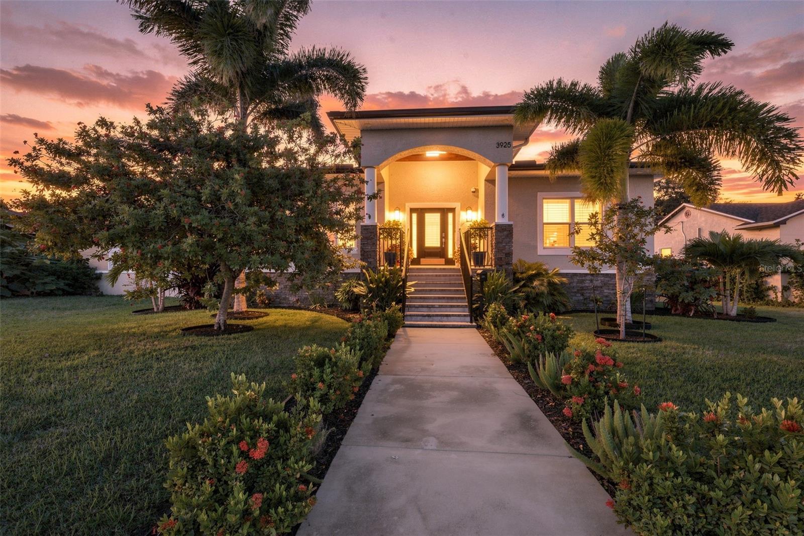 3925 1st, St Petersburg, FL 33703