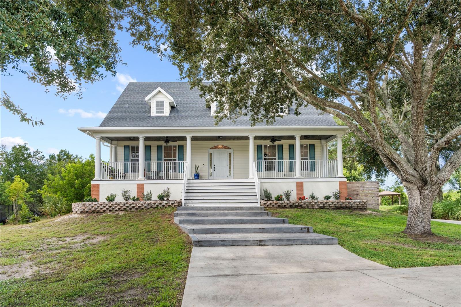 1456 Jasmine, Tarpon Springs, FL 34689