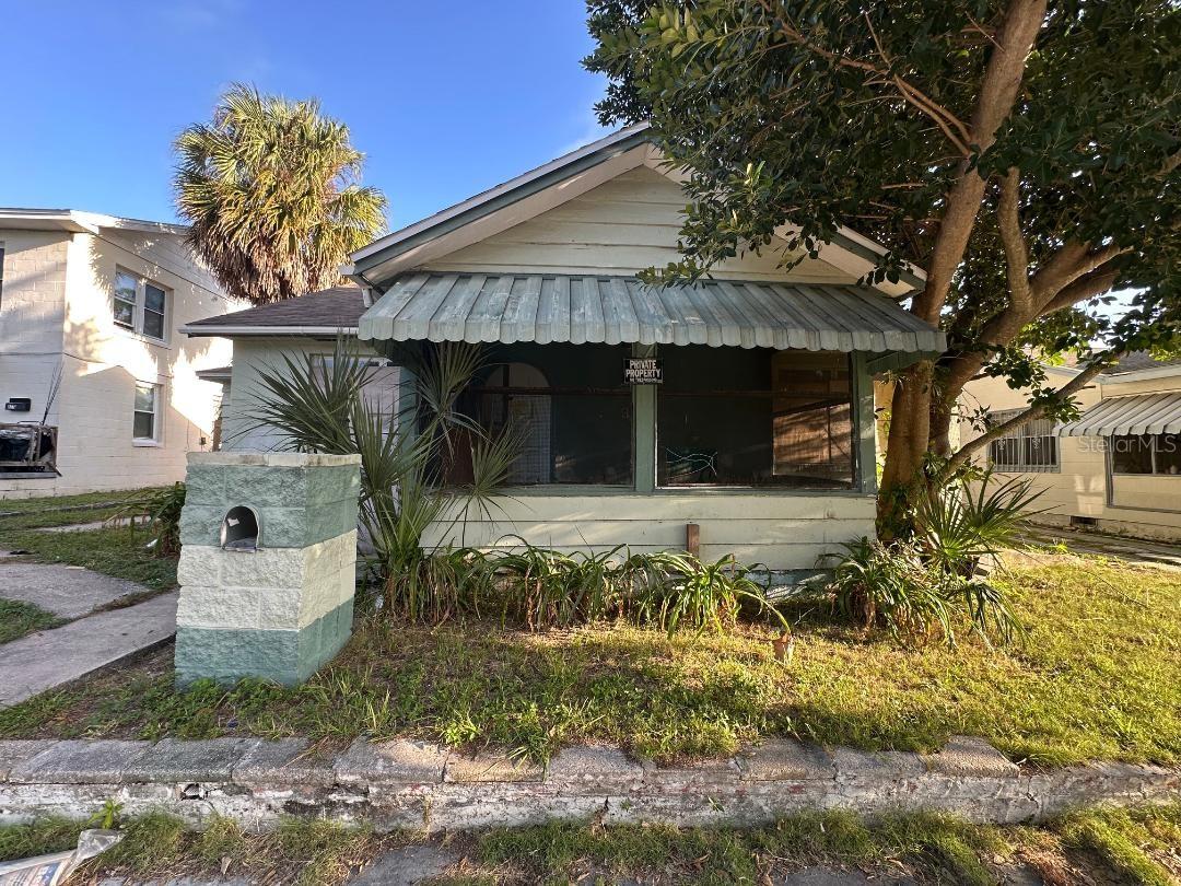 821 Paris, St Petersburg, FL 33701