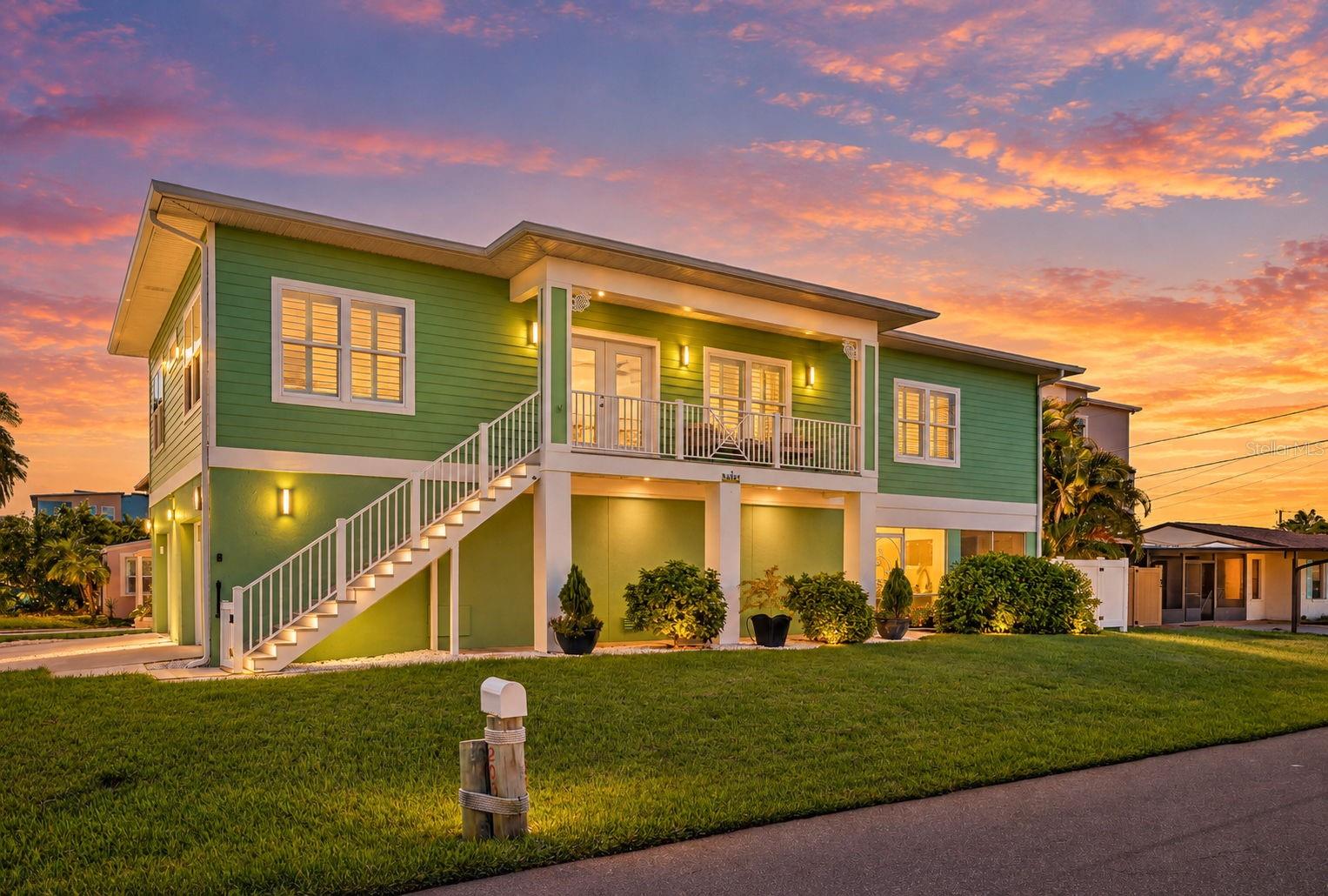 205 162nd, Redington Beach, FL 33708