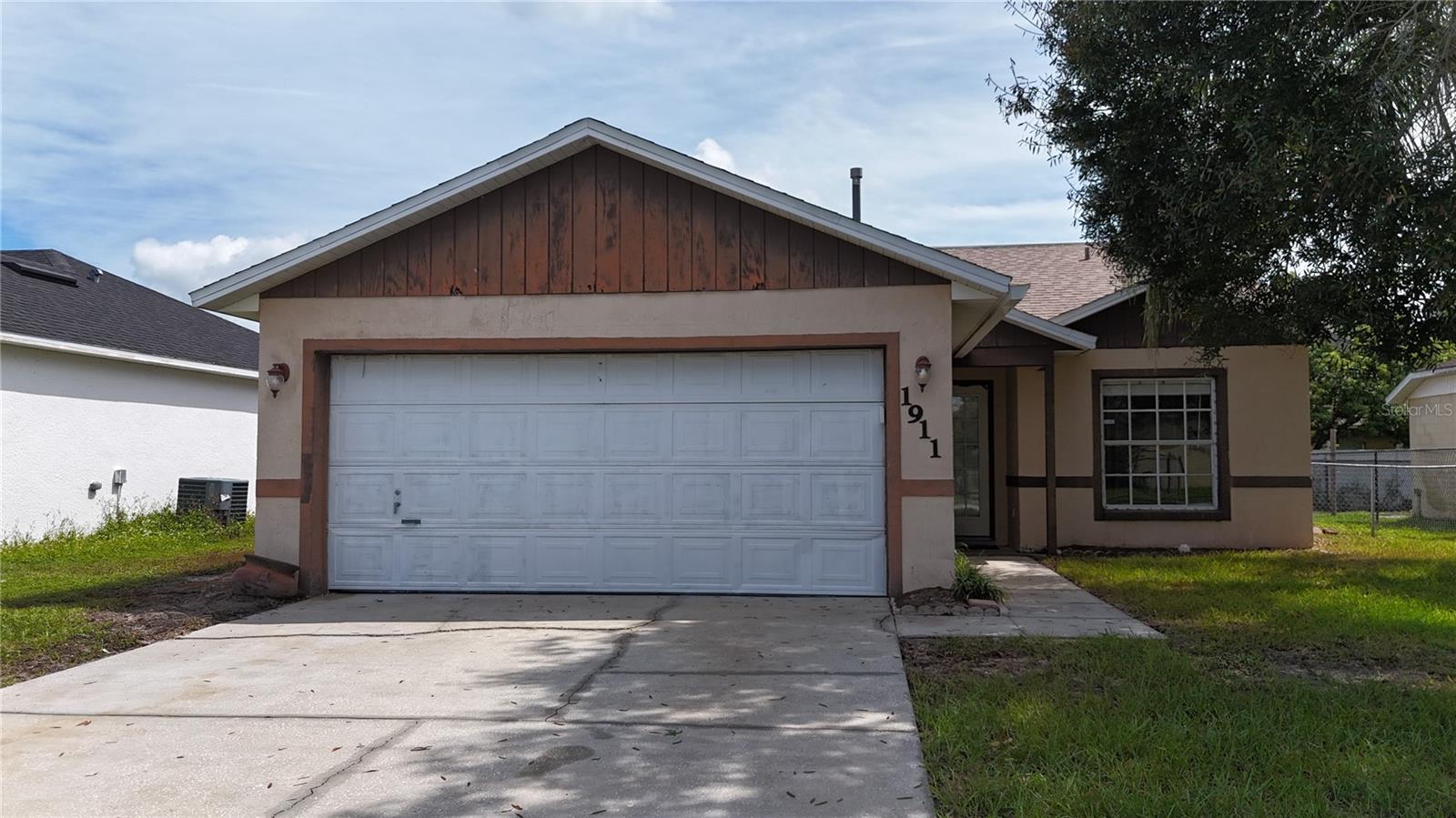 1911 Barco, St Cloud, FL 34769