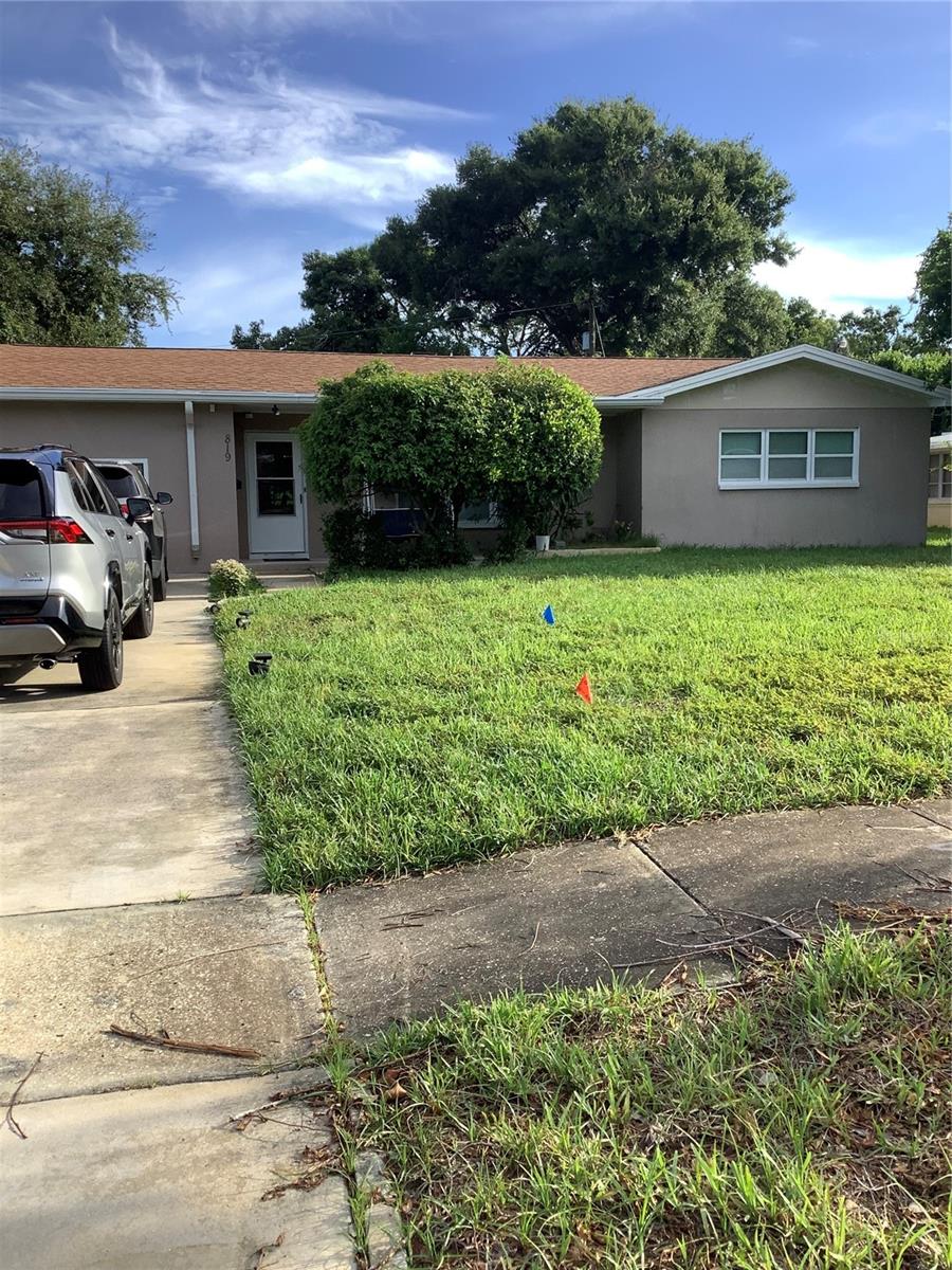819 62nd, St Petersburg, FL 33705