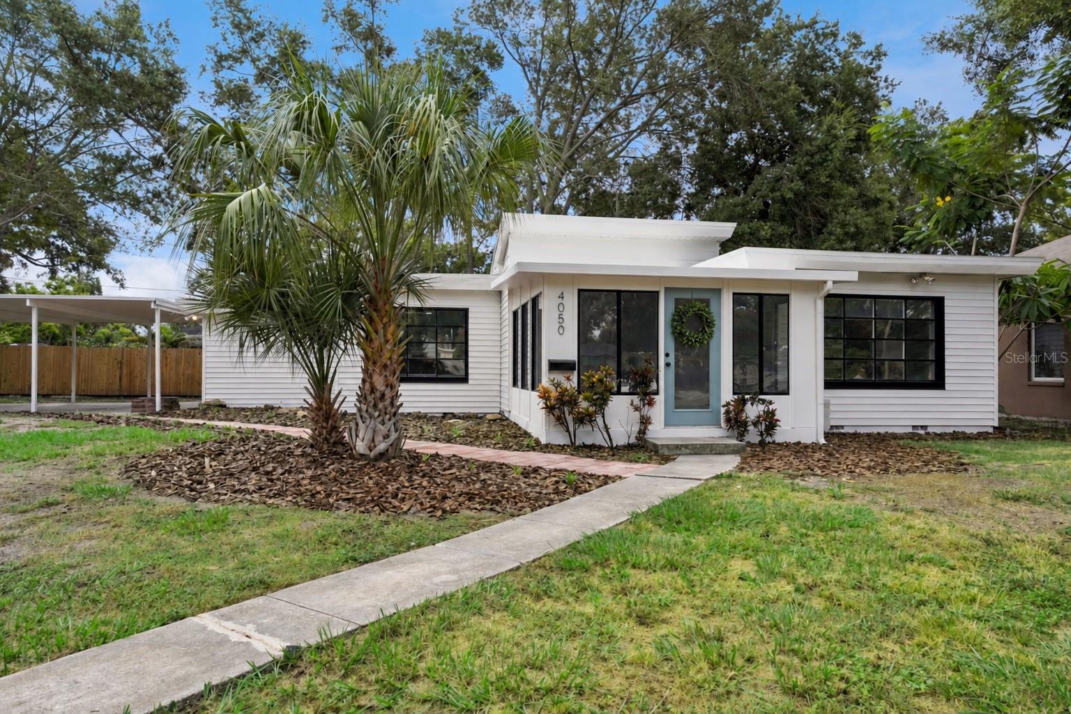 4050 Iris, St Petersburg, FL 33703