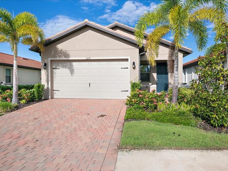 229 Teramo, Nokomis, FL 34275