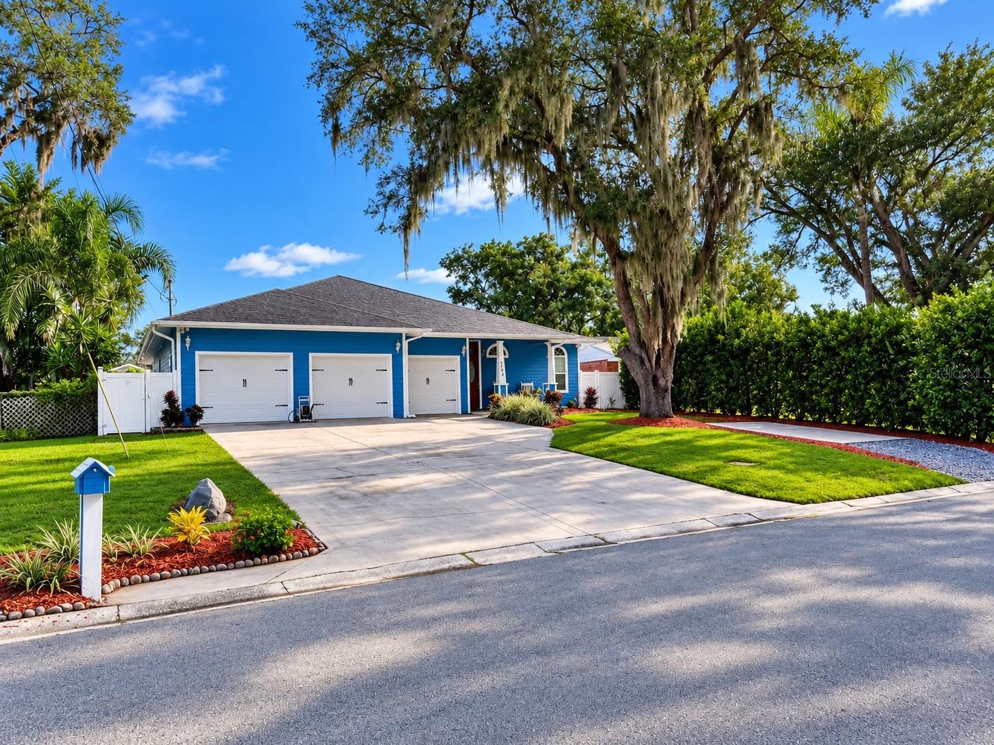 3009 Clinton, Tampa, FL 33614