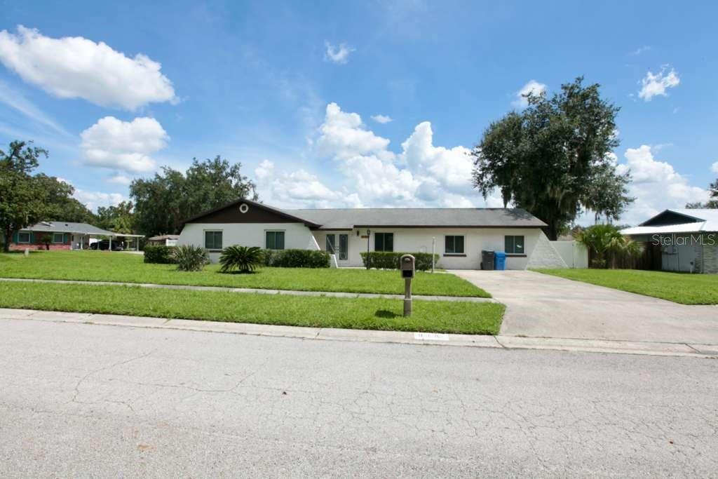 815 Bishop, Seffner, FL 33584