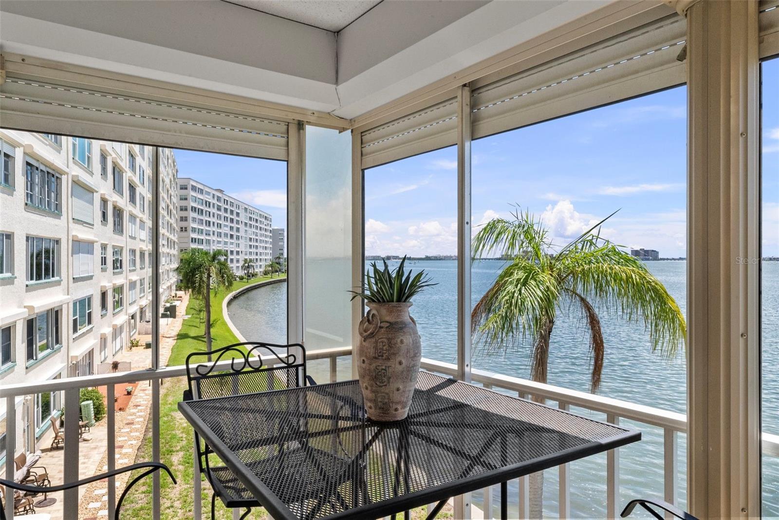 6060 Shore Unit 200, Gulfport, FL 33707