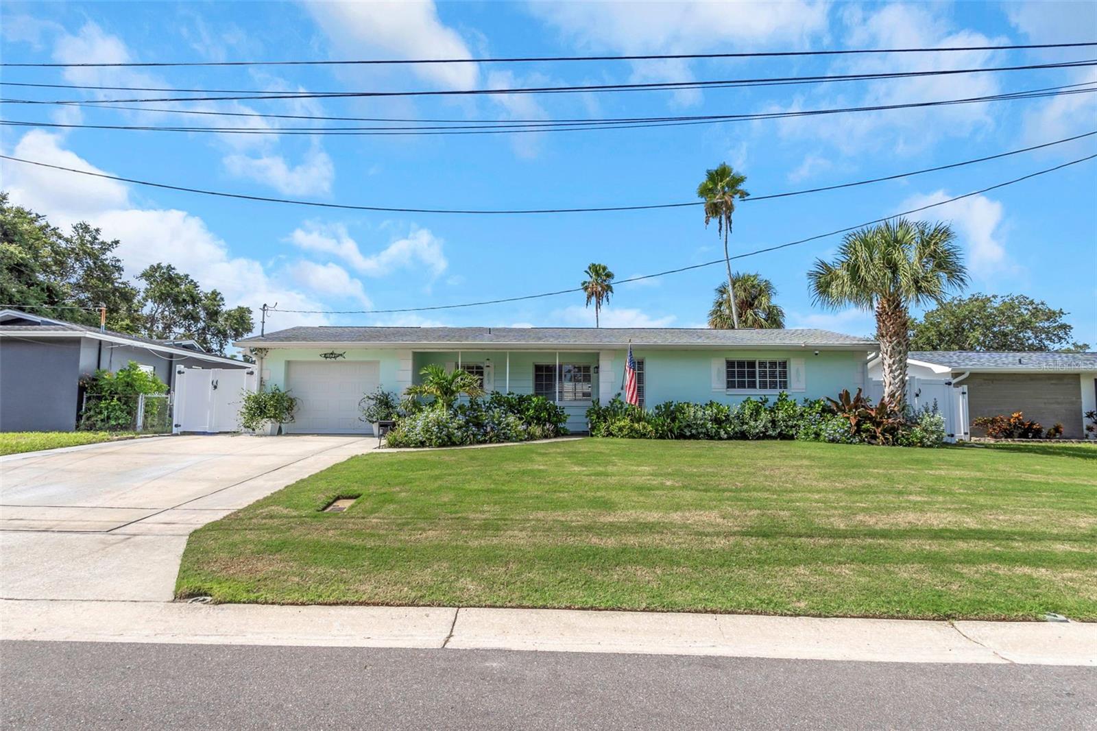 1071 Suemar, Dunedin, FL 34698