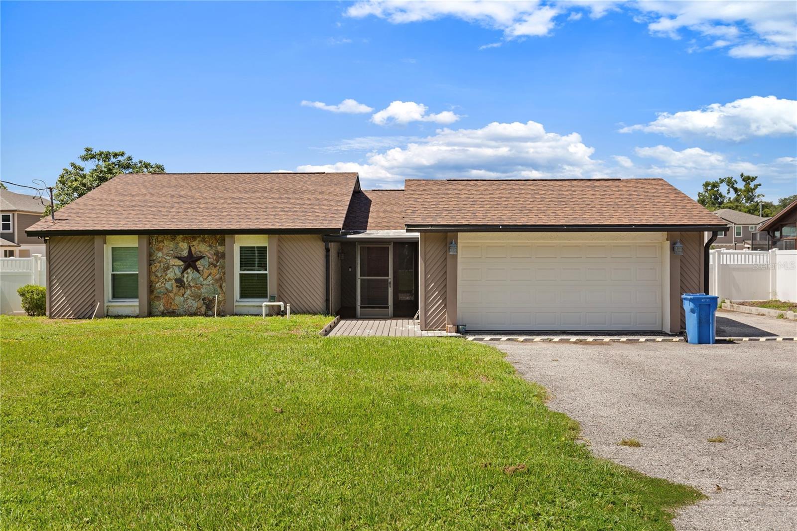 1105 Lenna, Seffner, FL 33584