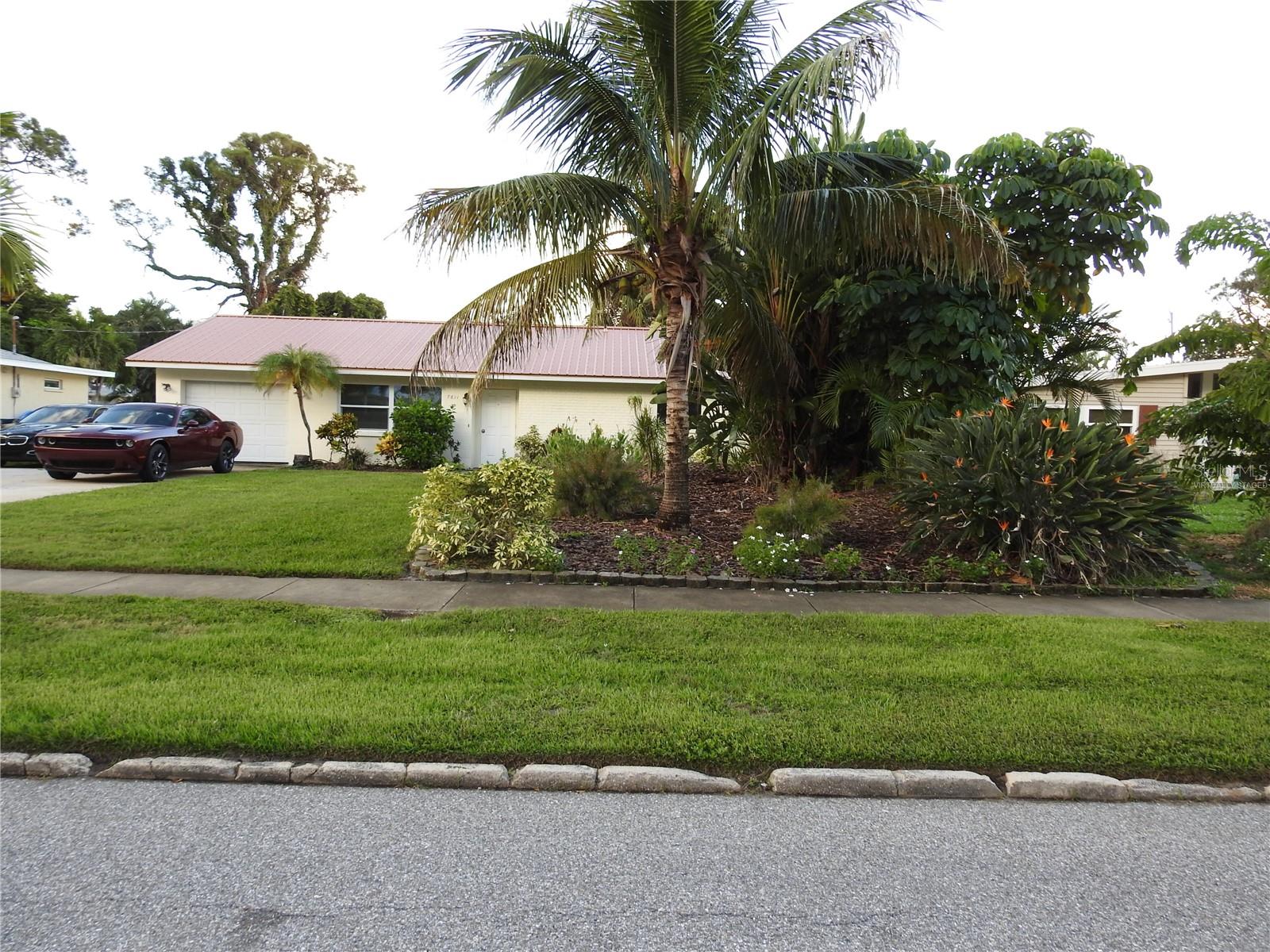 7611 Senrab, Bradenton, FL 34209