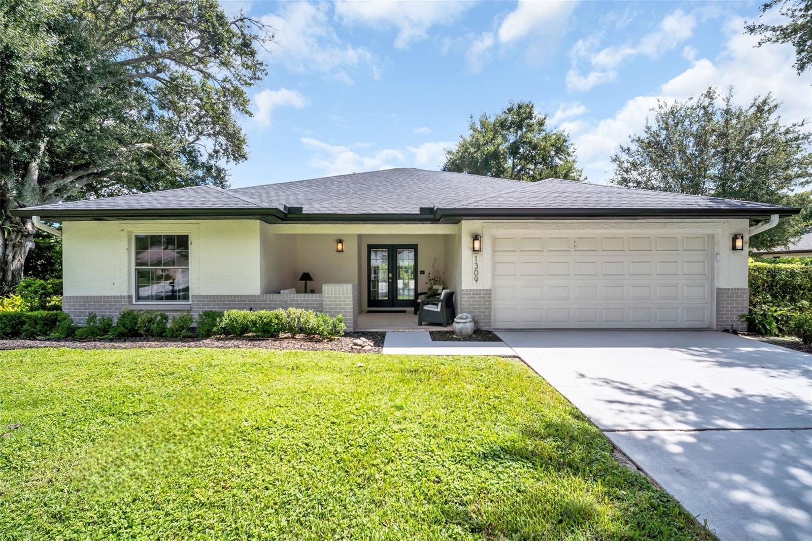 1309 Gillespie, Palm Harbor, FL 34684