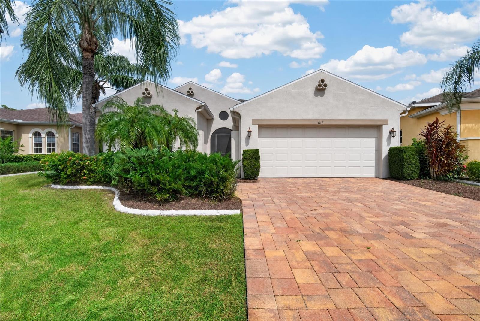 818 King Leon, Sun City Center, FL 33573