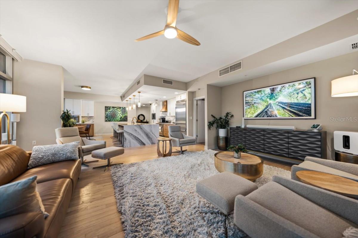 1120 Kennedy Unit 319, Tampa, FL 33602