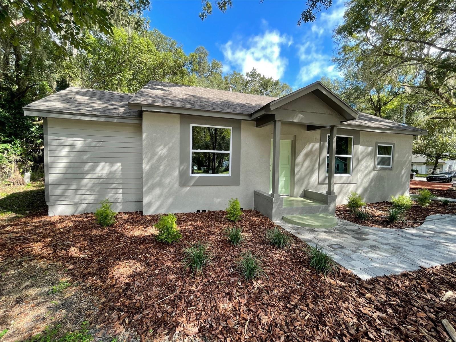 1940 University, Gainesville, FL 32641