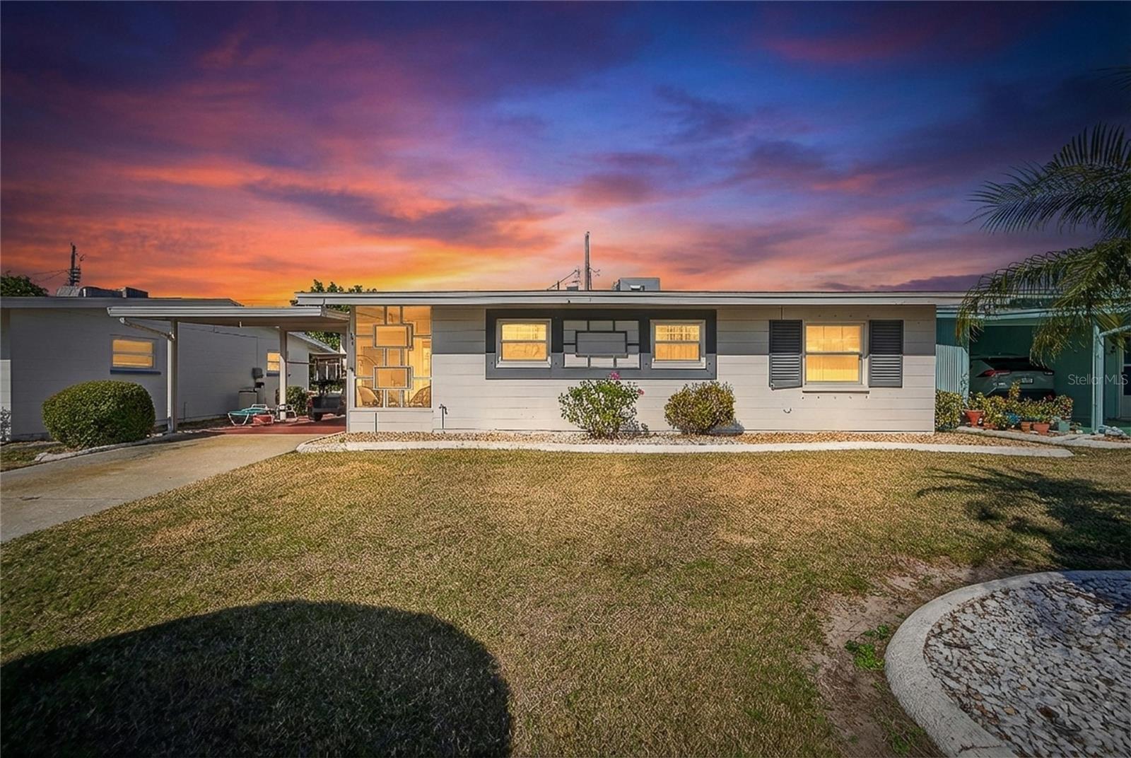 1607 Council, Sun City Center, FL 33573