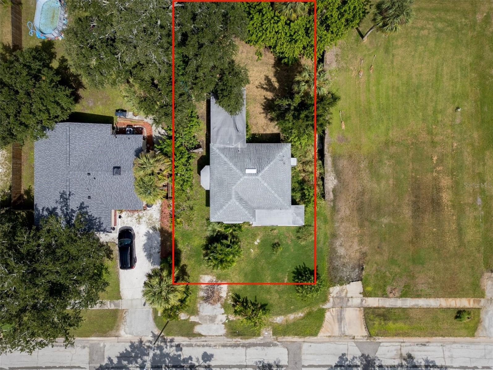 825 60th, St Petersburg, FL 33703
