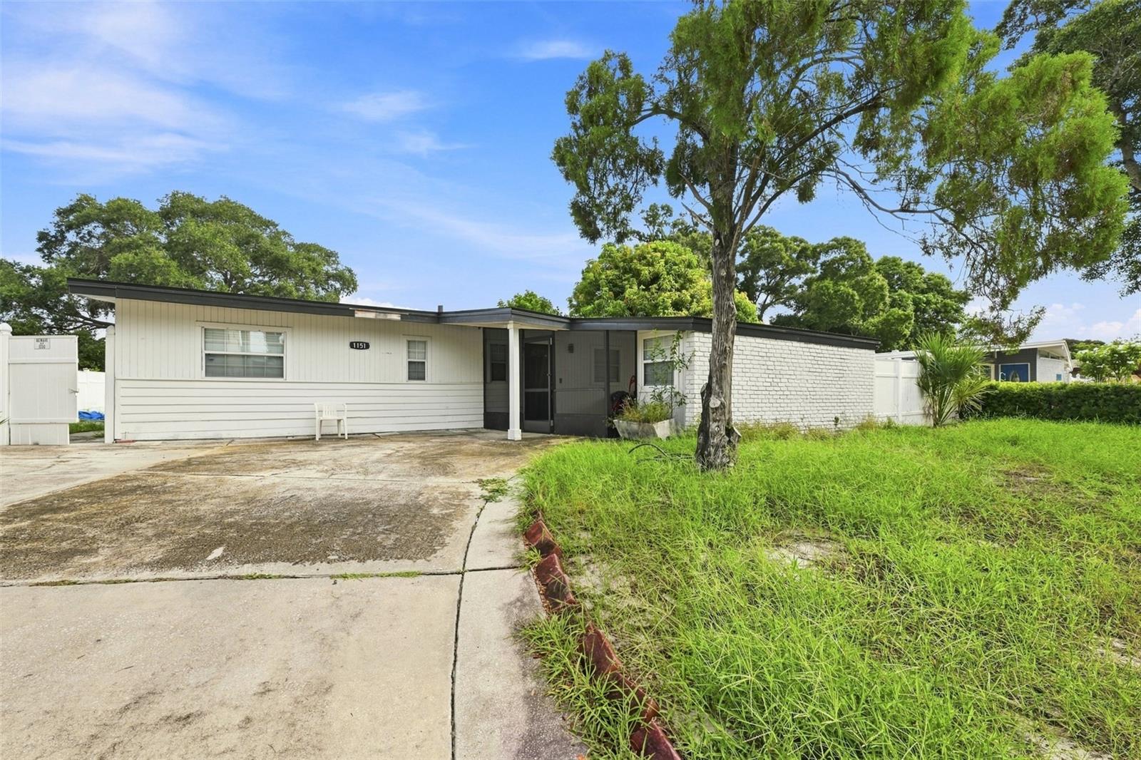 1151 55th, St Petersburg, FL 33705