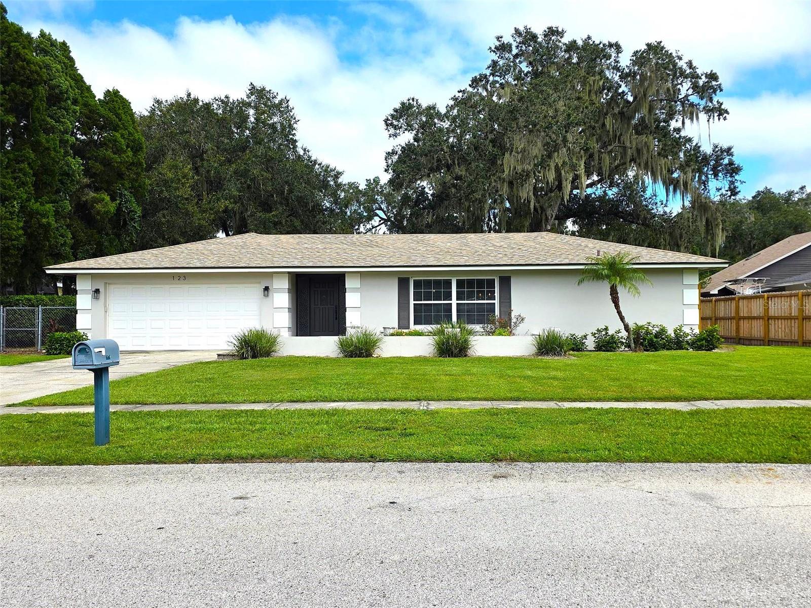 123 Elm, Lakeland, FL 33813