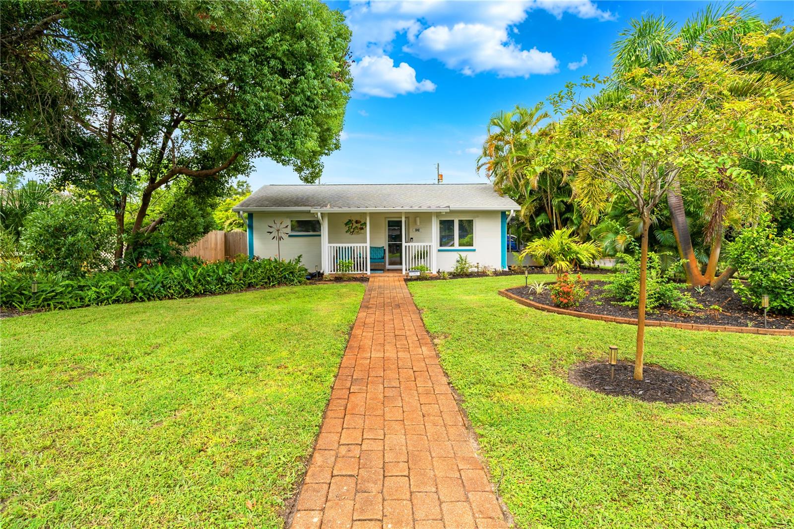 3342 40th, St Petersburg, FL 33713
