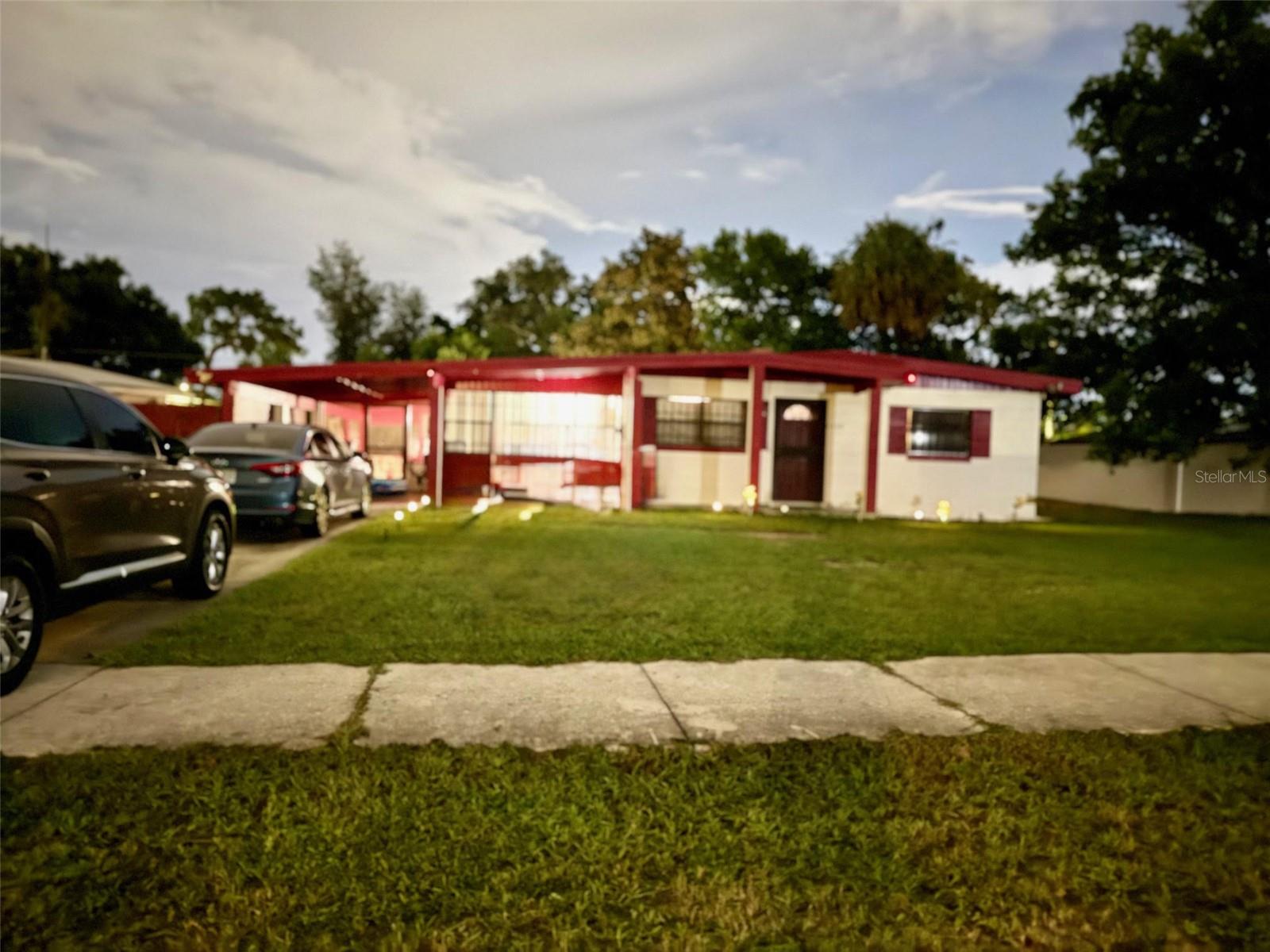 1535 Daly, Orlando, FL 32808