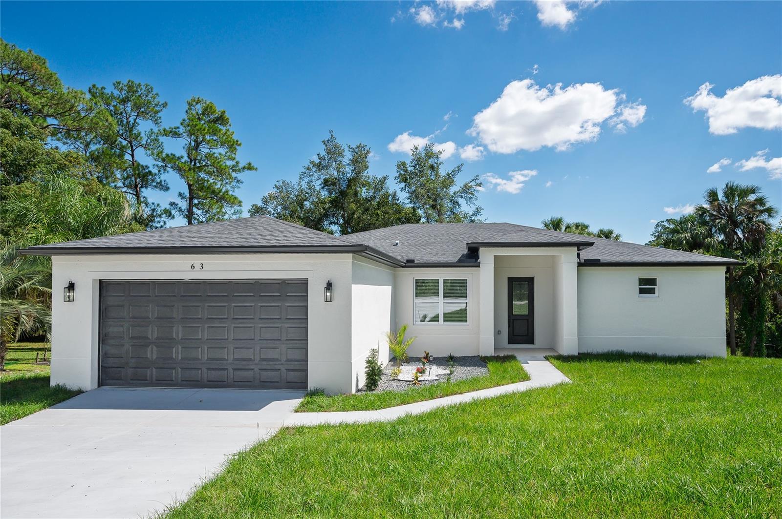 63 Alicante, Debary, FL 32713