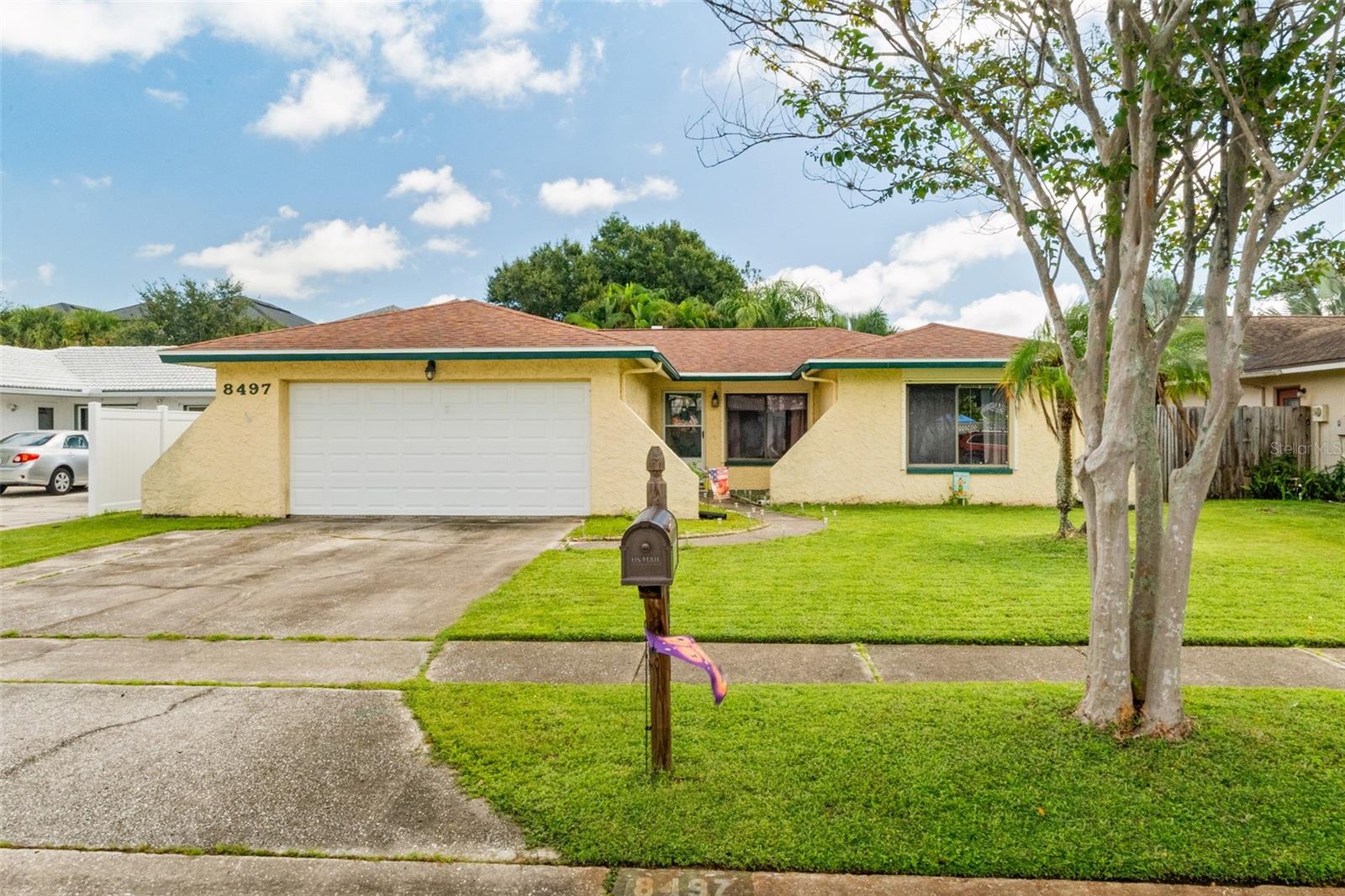 8497 90th, Seminole, FL 33777